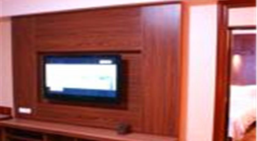 Bremen Holiday Hotel Харбин Екстериор снимка