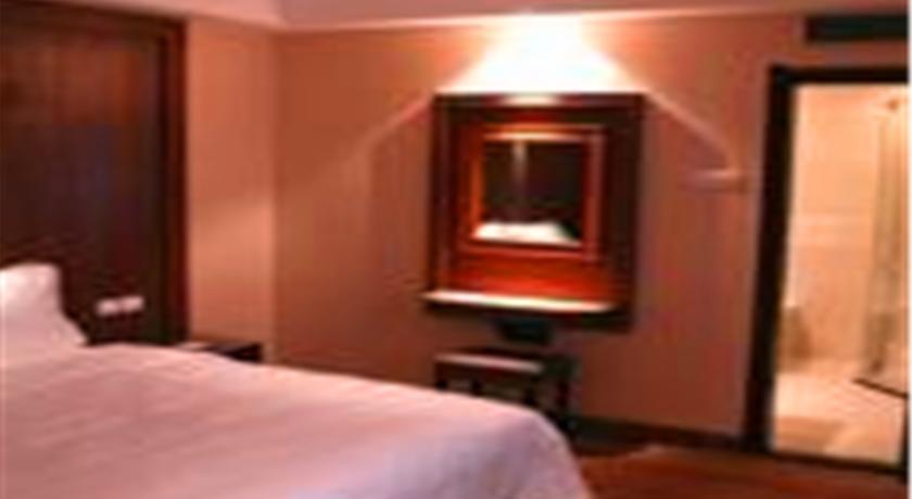 Bremen Holiday Hotel Харбин Екстериор снимка